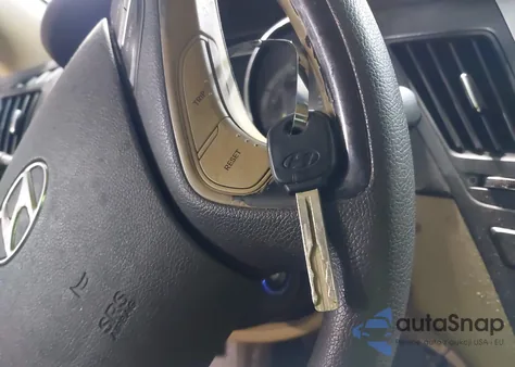 2013 Hyundai Sonata Gls from USA, damaged, VIN 5NPEB4AC4DH539830